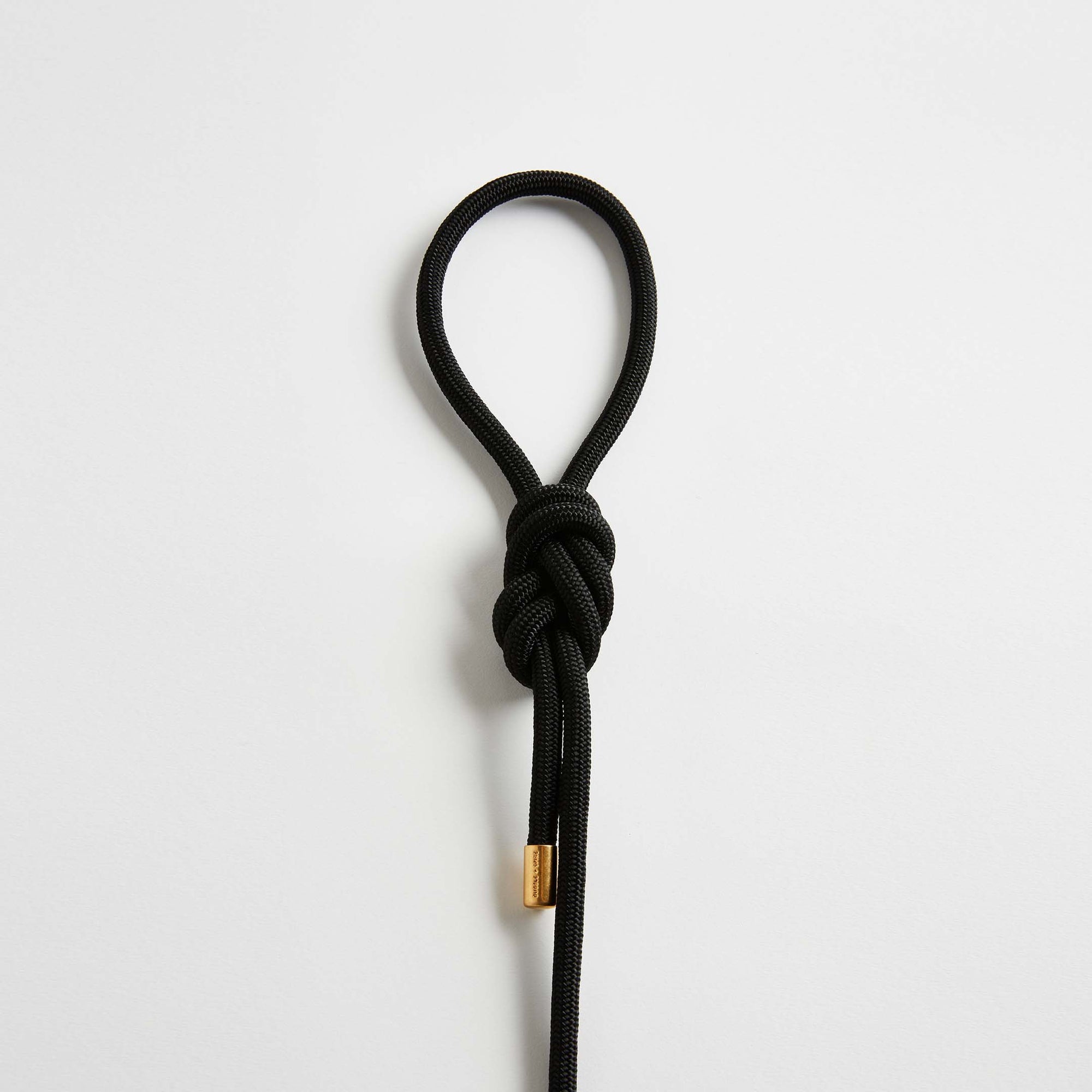 Mini Black Gold Simple Slip Lead™